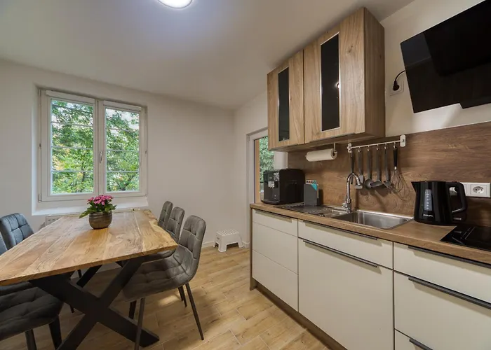 Dresdenstay Modern 3 Schlafzimmer Balkon Kamin Ps4 *