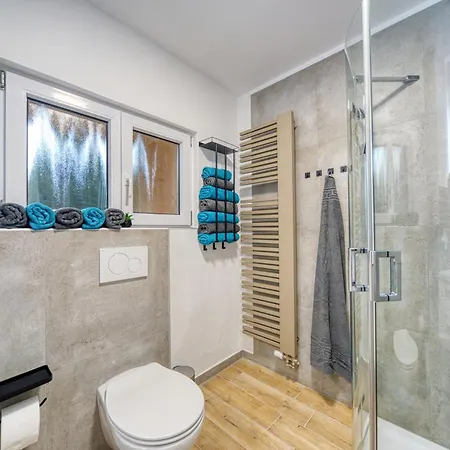 Dresdenstay Modern 3 Schlafzimmer Balkon Kamin Ps4