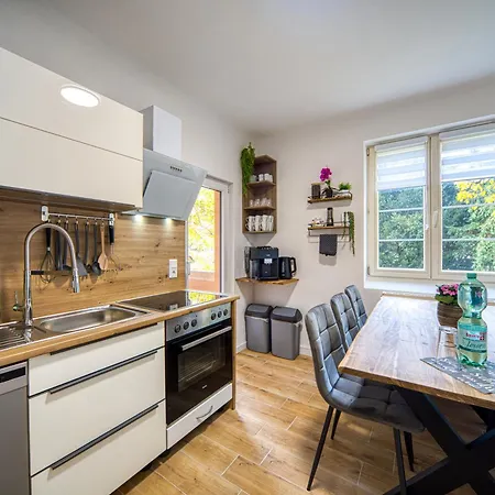 Dresdenstay Modern 3 Schlafzimmer Balkon Kamin Ps4 Apartament *